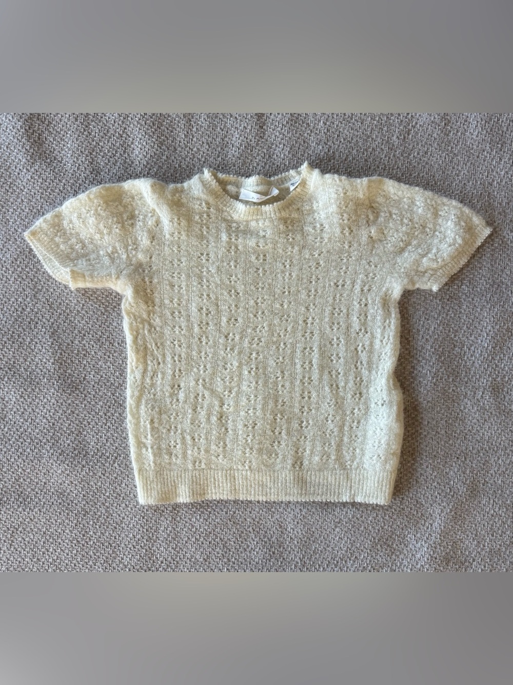 Doen Monica sweater flawed